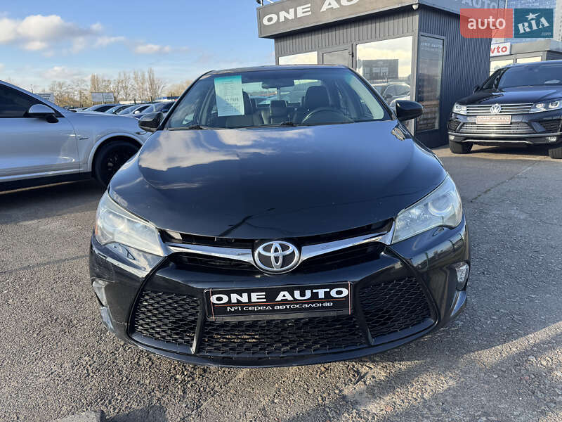 Седан Toyota Camry 2016 в Киеве фото 3 Седан Toyota Camry 2016 в Киеве