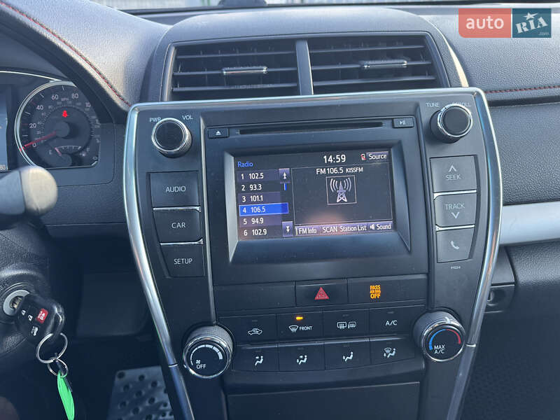 Седан Toyota Camry 2016 в Киеве фото 23 Седан Toyota Camry 2016 в Киеве