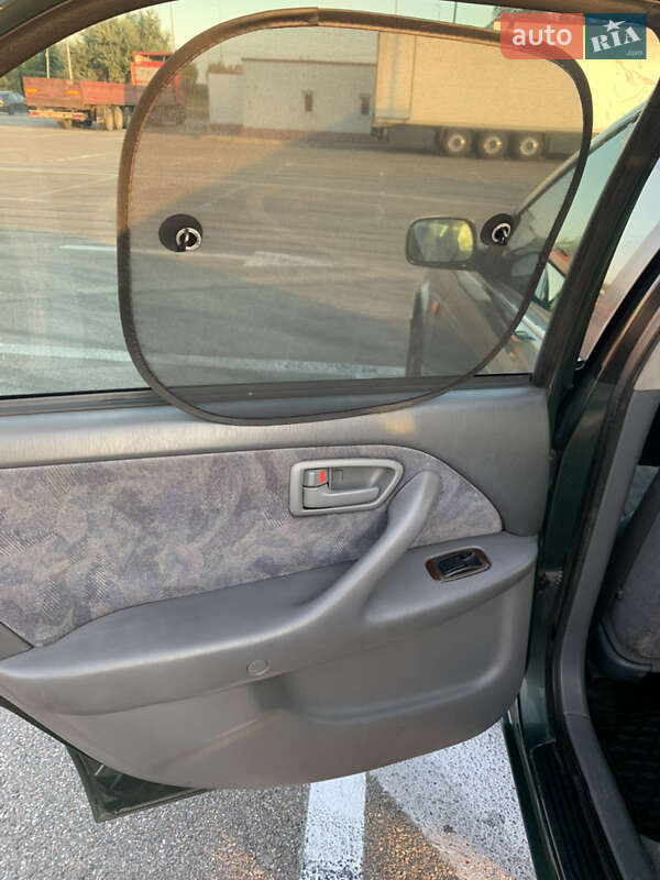 Седан Toyota Camry 1998 в Киеве фото 11 Седан Toyota Camry 1998 в Киеве