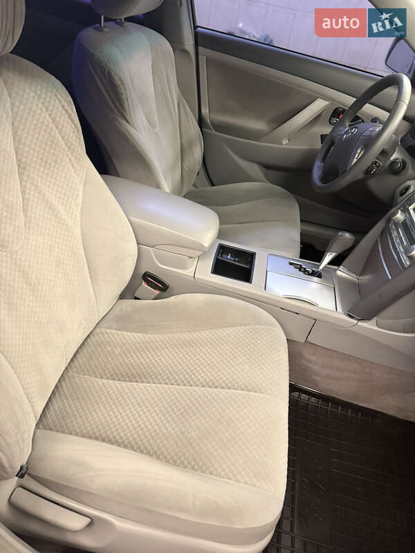 Седан Toyota Camry 2006 в Полтаві