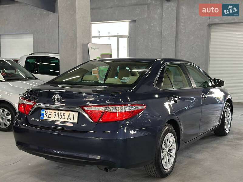Седан Toyota Camry 2015 в Кам'янському