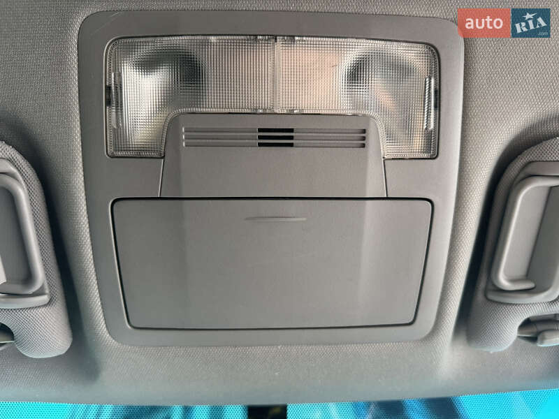 Седан Toyota Camry 2014 в Днепре фото 21 Седан Toyota Camry 2014 в Днепре