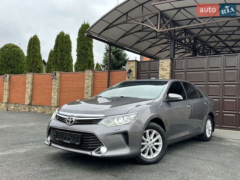 Седан Toyota Camry 2015 в Харькове фото 16 Седан Toyota Camry 2015 в Харькове