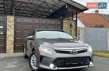 Седан Toyota Camry 2015 в Харькове