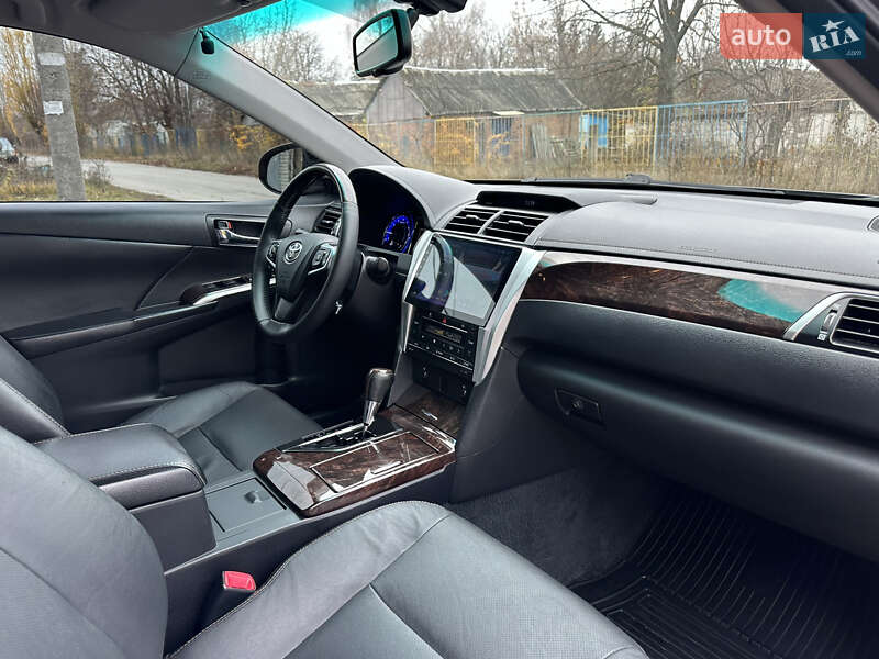 Седан Toyota Camry 2015 в Харькове фото 40 Седан Toyota Camry 2015 в Харькове