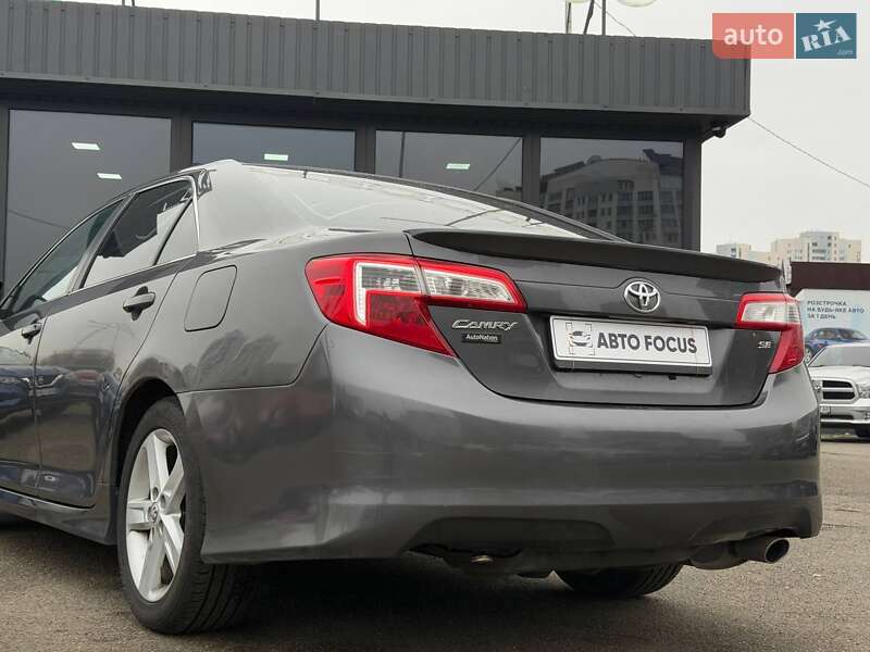 Седан Toyota Camry 2012 в Киеве фото 6 Седан Toyota Camry 2012 в Киеве
