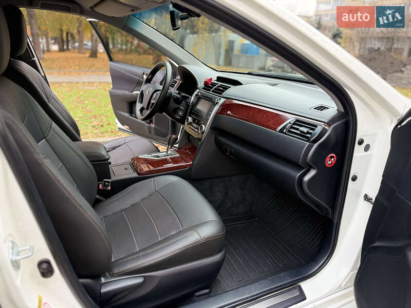 Седан Toyota Camry 2012 в Днепре фото 19 Седан Toyota Camry 2012 в Днепре