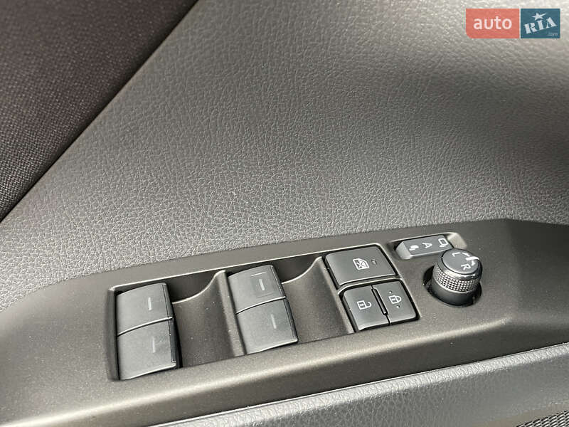 Седан Toyota Camry 2023 в Николаеве фото 16 Седан Toyota Camry 2023 в Николаеве