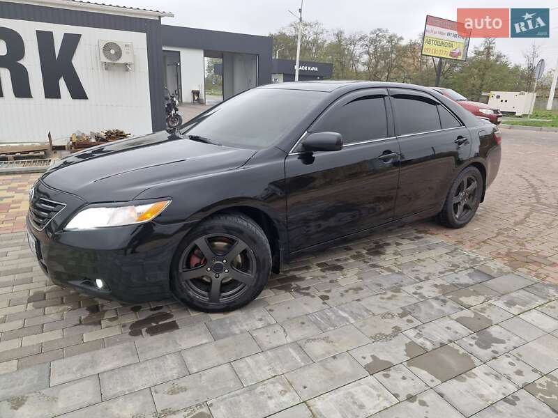 Седан Toyota Camry 2006 в Броварах