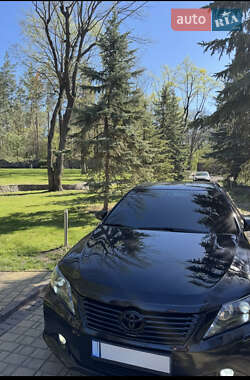 Седан Toyota Camry 2012 в Днепре