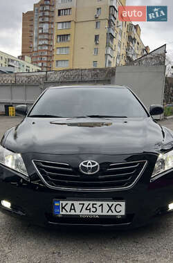 Седан Toyota Camry 2008 в Киеве