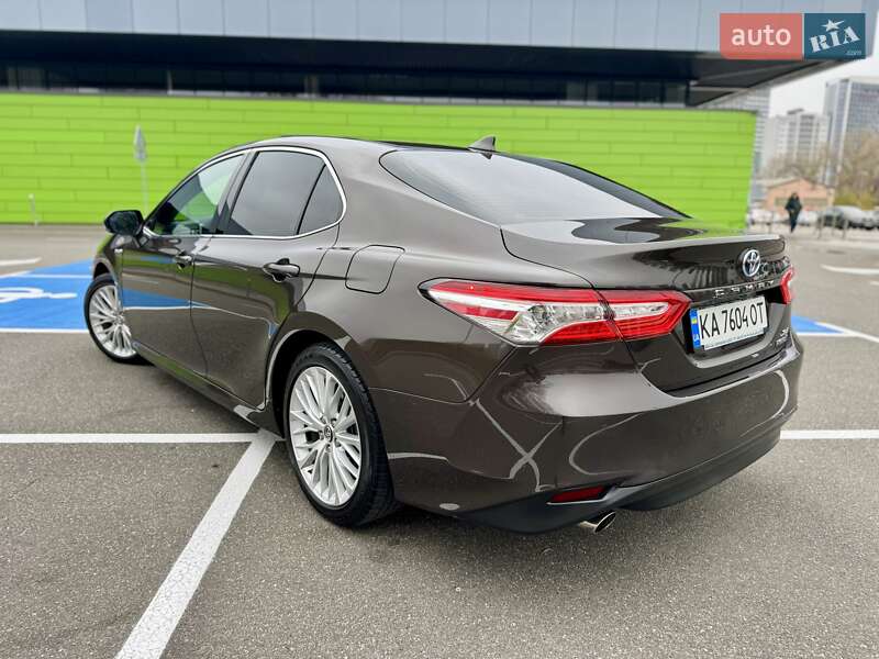 Седан Toyota Camry 2019 в Києві фото 25 Седан Toyota Camry 2019 в Києві