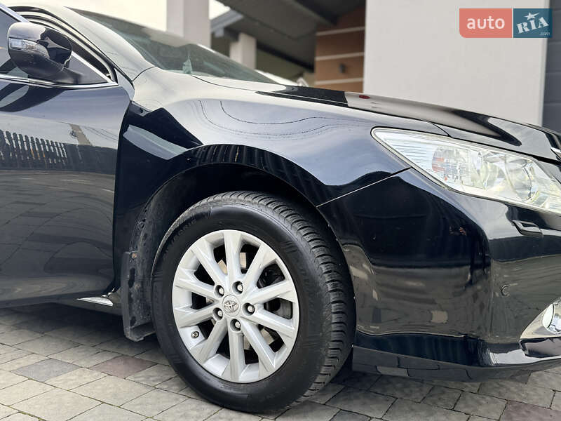 Седан Toyota Camry 2012 в Львове
