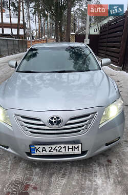 Седан Toyota Camry 2008 в Киеве