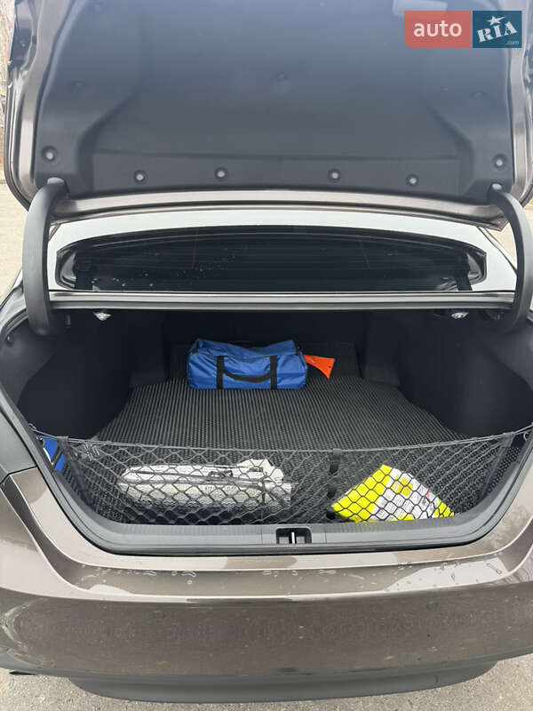 Седан Toyota Camry 2023 в Харькове фото 13 Седан Toyota Camry 2023 в Харькове