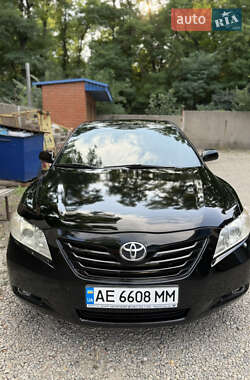 Седан Toyota Camry 2006 в Днепре