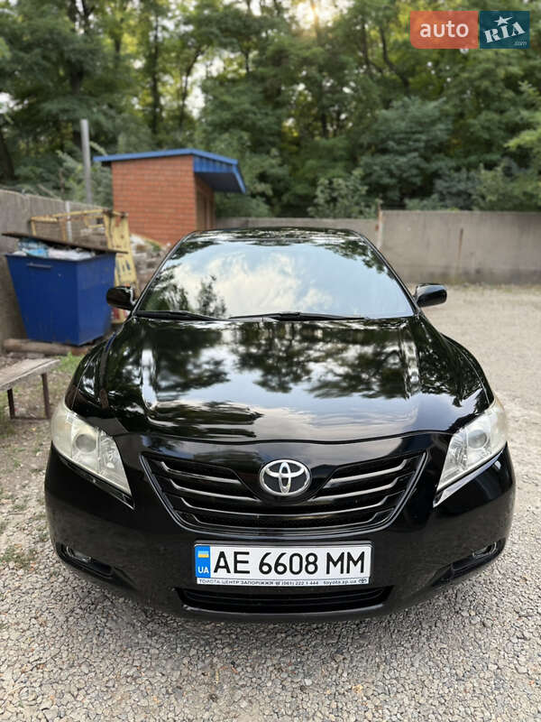 Седан Toyota Camry 2006 в Дніпрі