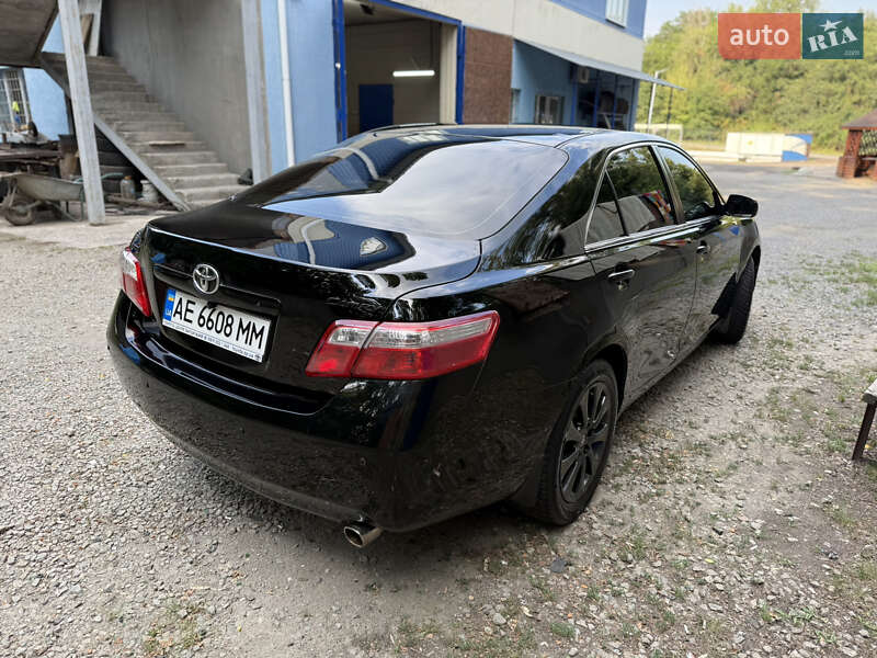 Седан Toyota Camry 2006 в Дніпрі