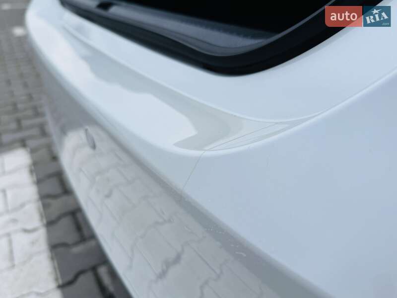 Седан Toyota Camry 2024 в Тернополі