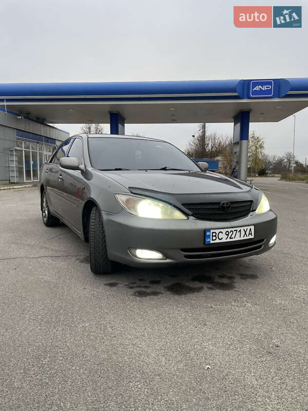 Седан Toyota Camry 2002 в Буске фото 11 Седан Toyota Camry 2002 в Буске
