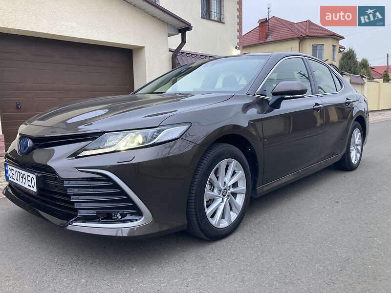 Седан Toyota Camry 2023 в Одессе