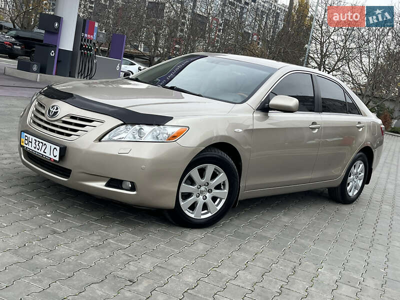 Седан Toyota Camry 2008 в Одессе