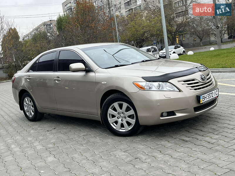 Седан Toyota Camry 2008 в Одессе