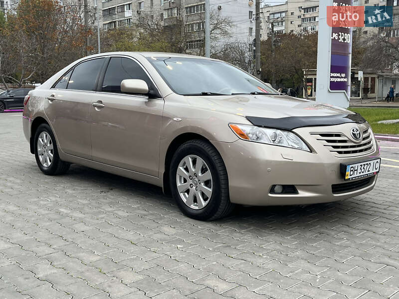Седан Toyota Camry 2008 в Одессе