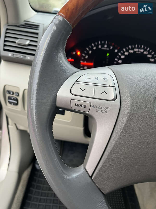 Седан Toyota Camry 2008 в Одессе