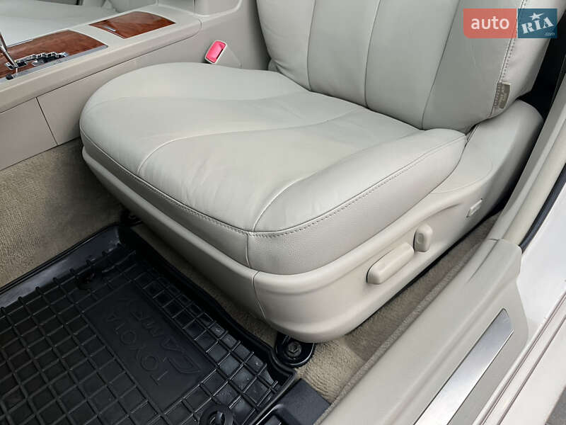 Седан Toyota Camry 2008 в Одессе