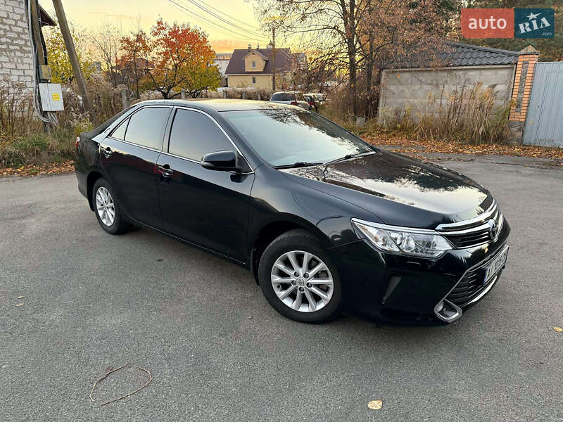 Toyota Camry 2015