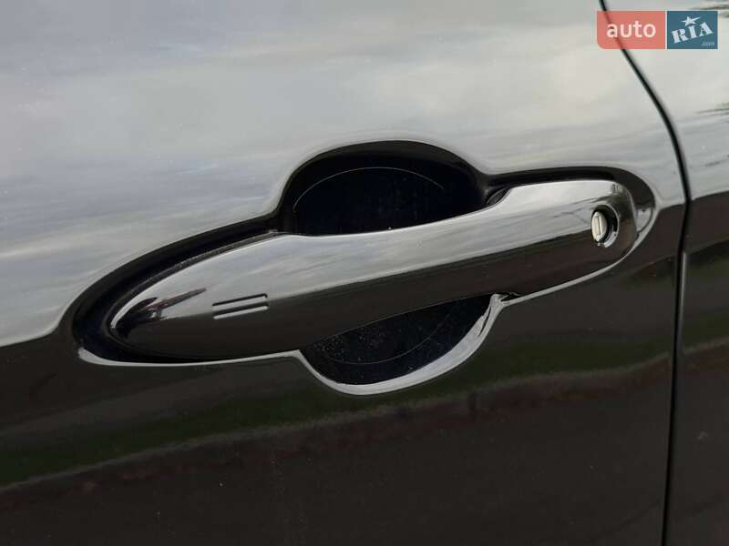 Седан Toyota Camry 2021 в Кривом Роге