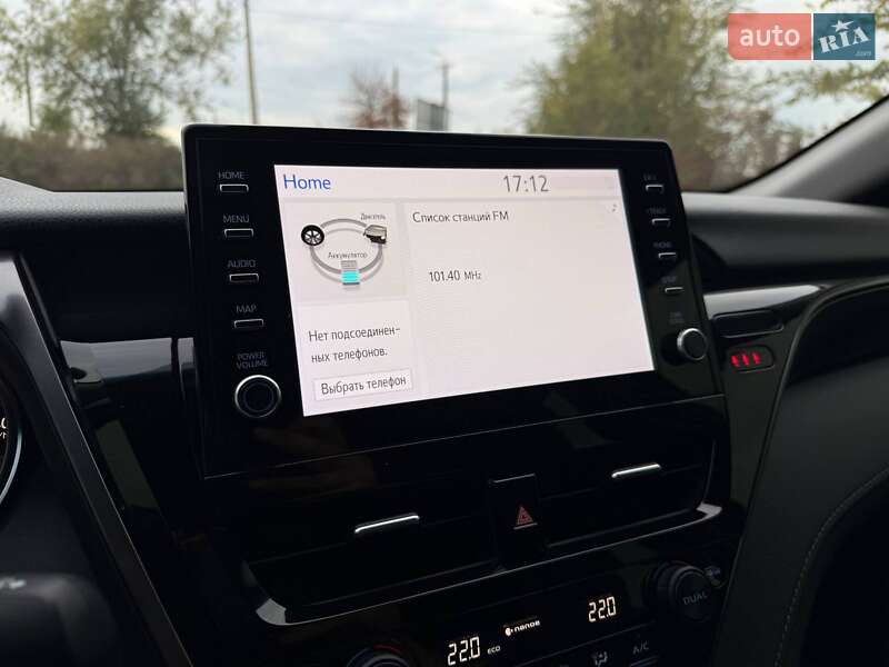 Седан Toyota Camry 2021 в Кривом Роге
