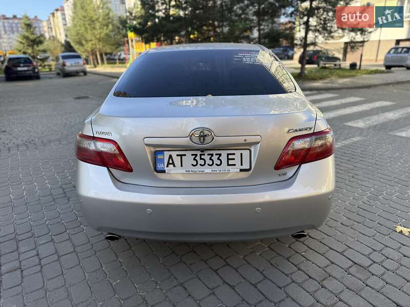 Седан Toyota Camry 2007 в Ивано-Франковске