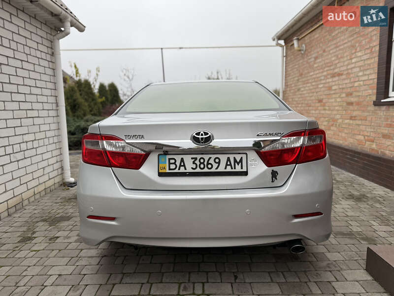 Седан Toyota Camry 2012 в Александрие фото 13 Седан Toyota Camry 2012 в Александрие