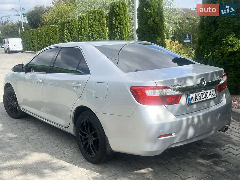 Седан Toyota Camry 2013 в Киеве фото 6 Седан Toyota Camry 2013 в Киеве