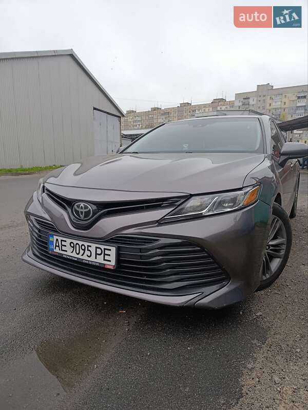 Toyota Camry 2017