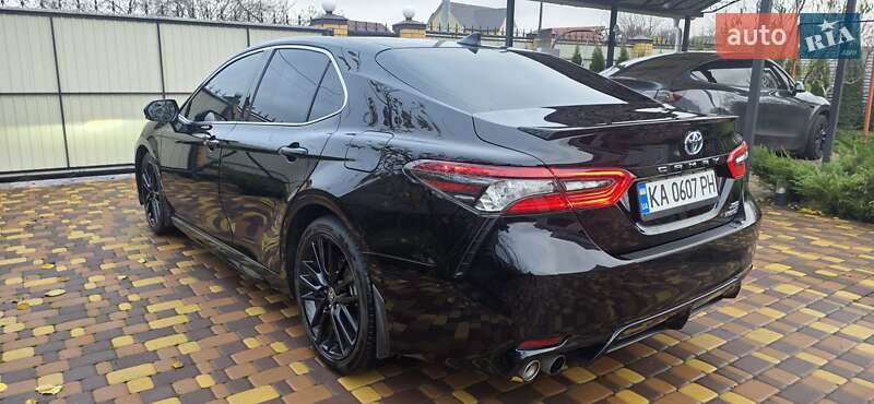 Седан Toyota Camry 2022 в Киеве фото 13 Седан Toyota Camry 2022 в Киеве