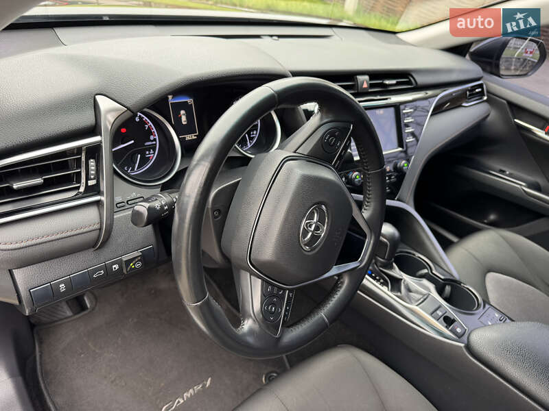 Седан Toyota Camry 2018 в Житомире фото 9 Седан Toyota Camry 2018 в Житомире