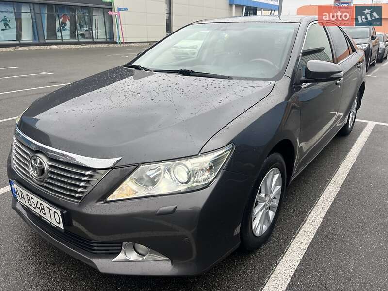 Toyota Camry 2012
