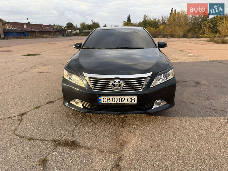 Седан Toyota Camry 2011 в Киеве
