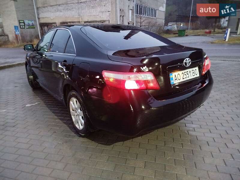 Седан Toyota Camry 2007 в Рахове