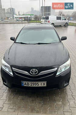 Седан Toyota Camry 2009 в Киеве
