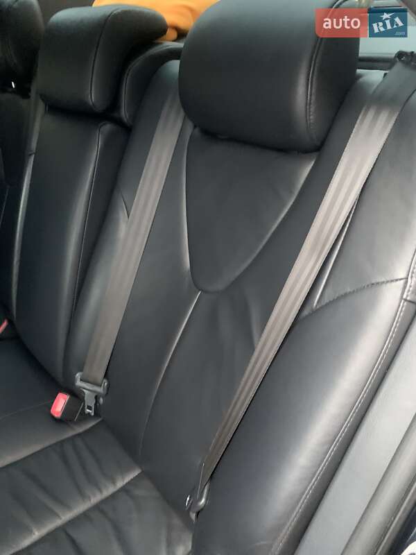 Седан Toyota Camry 2007 в Вараші