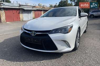Седан Toyota Camry 2017 в Києві