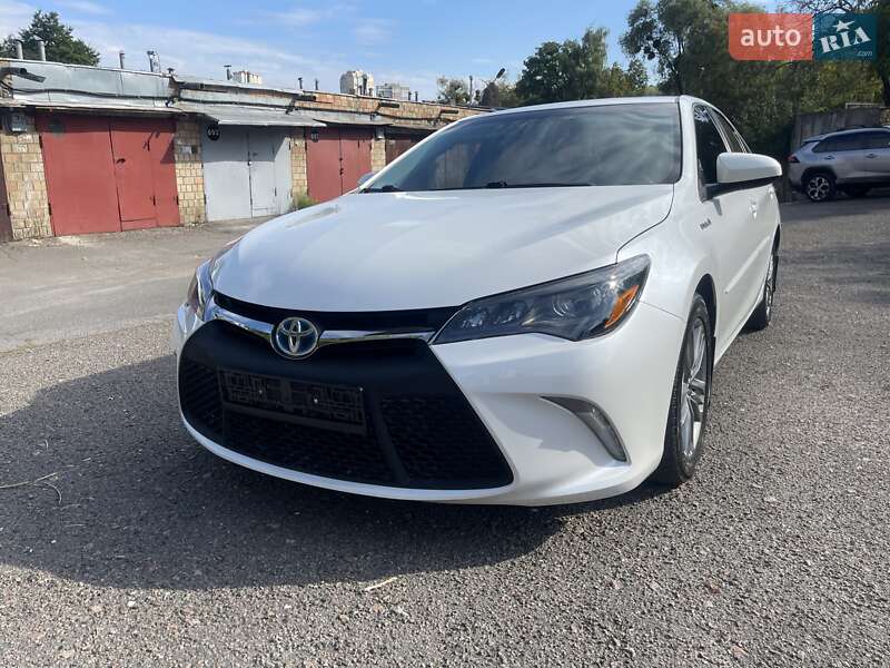 Toyota Camry 2017