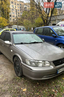 Седан Toyota Camry 1999 в Одессе