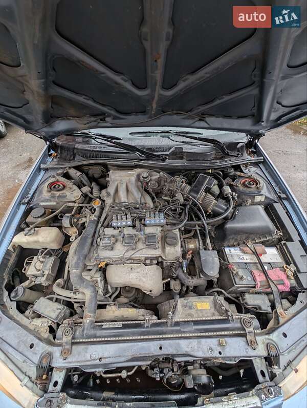 Седан Toyota Camry 1997 в Жмеринке