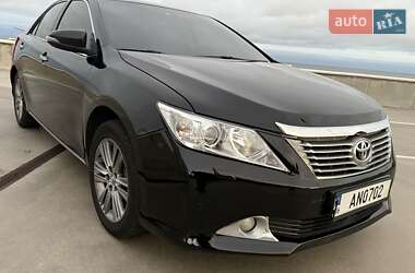 Седан Toyota Camry 2013 в Одессе