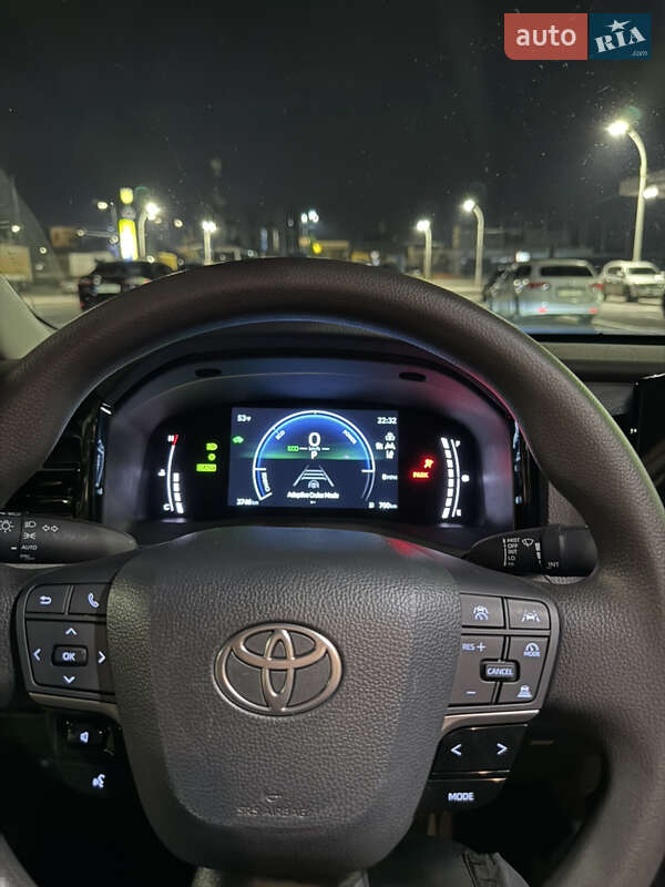 Седан Toyota Camry 2024 в Киеве фото 8 Седан Toyota Camry 2024 в Киеве